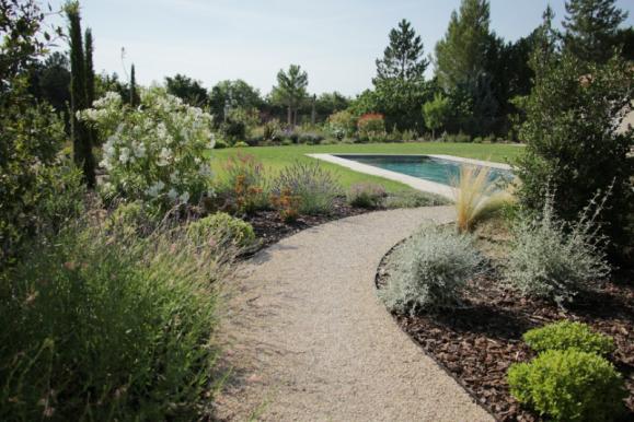 Aménagement extérieur pour votre piscine